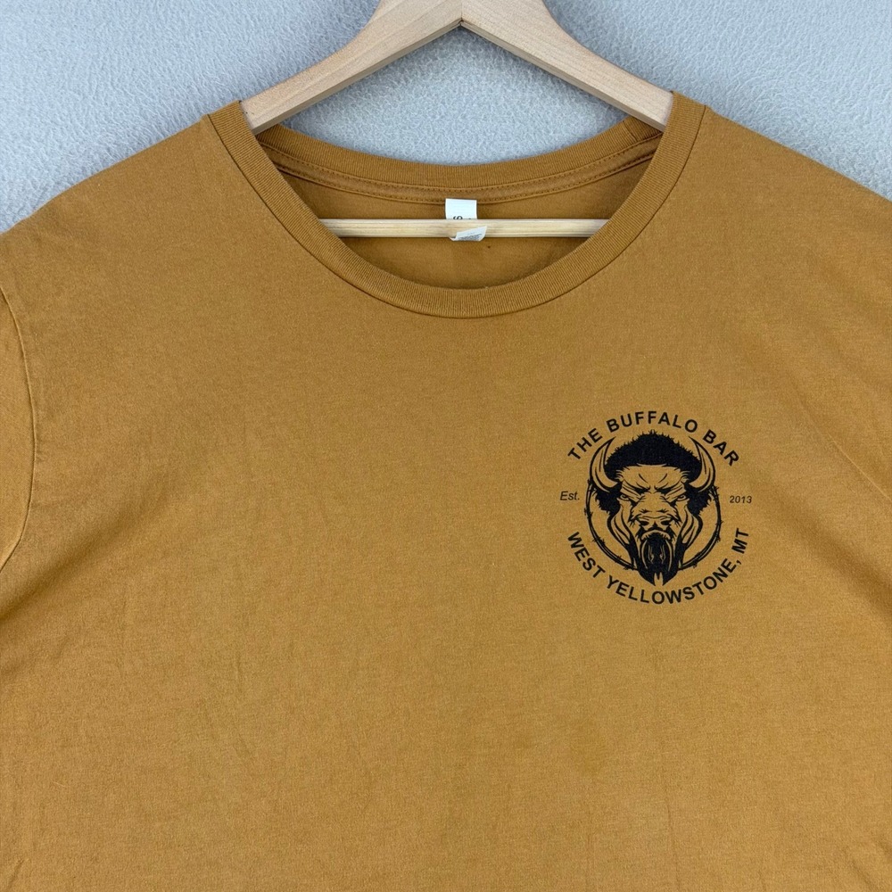 The Buffalo Bar Graphic Tee Men 2XL Mustard Yellow West Yellowstone Montana